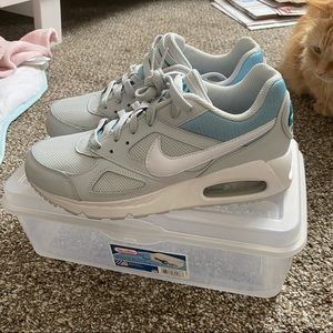 *NWOB* Women's Air Max Sneakers